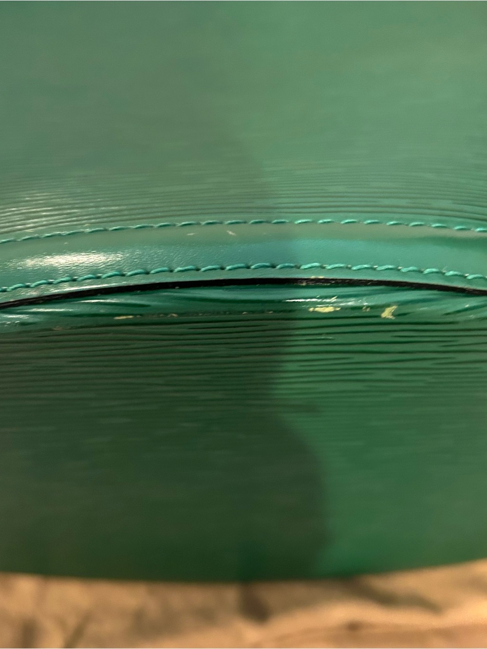 Louis Vuitton Cluny Green Epi Leather Bucket Shoulder Bag w/Entrupy Certificate - Picture 9 of 17